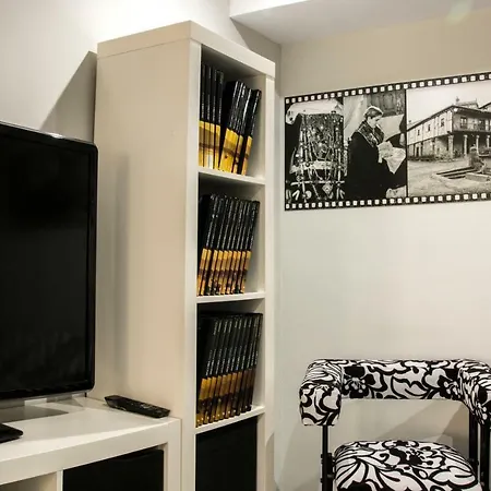 La Campanina Apartment *